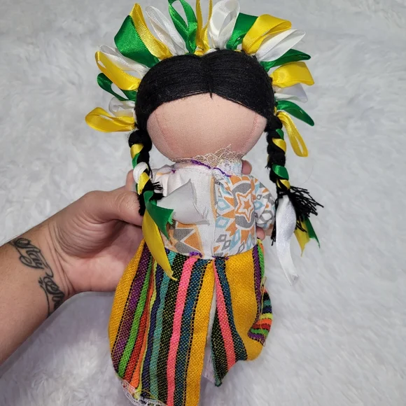 Mexican Doll - Picture 3 of 3